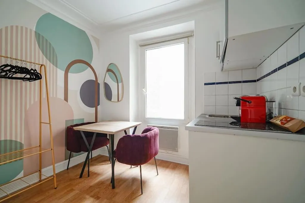 Studio Voltaire - 2G - III Paris