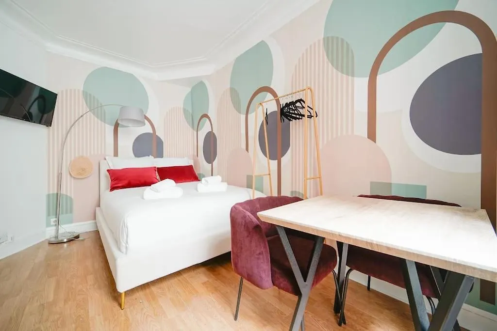 Studio Voltaire - 2G - III Paris France